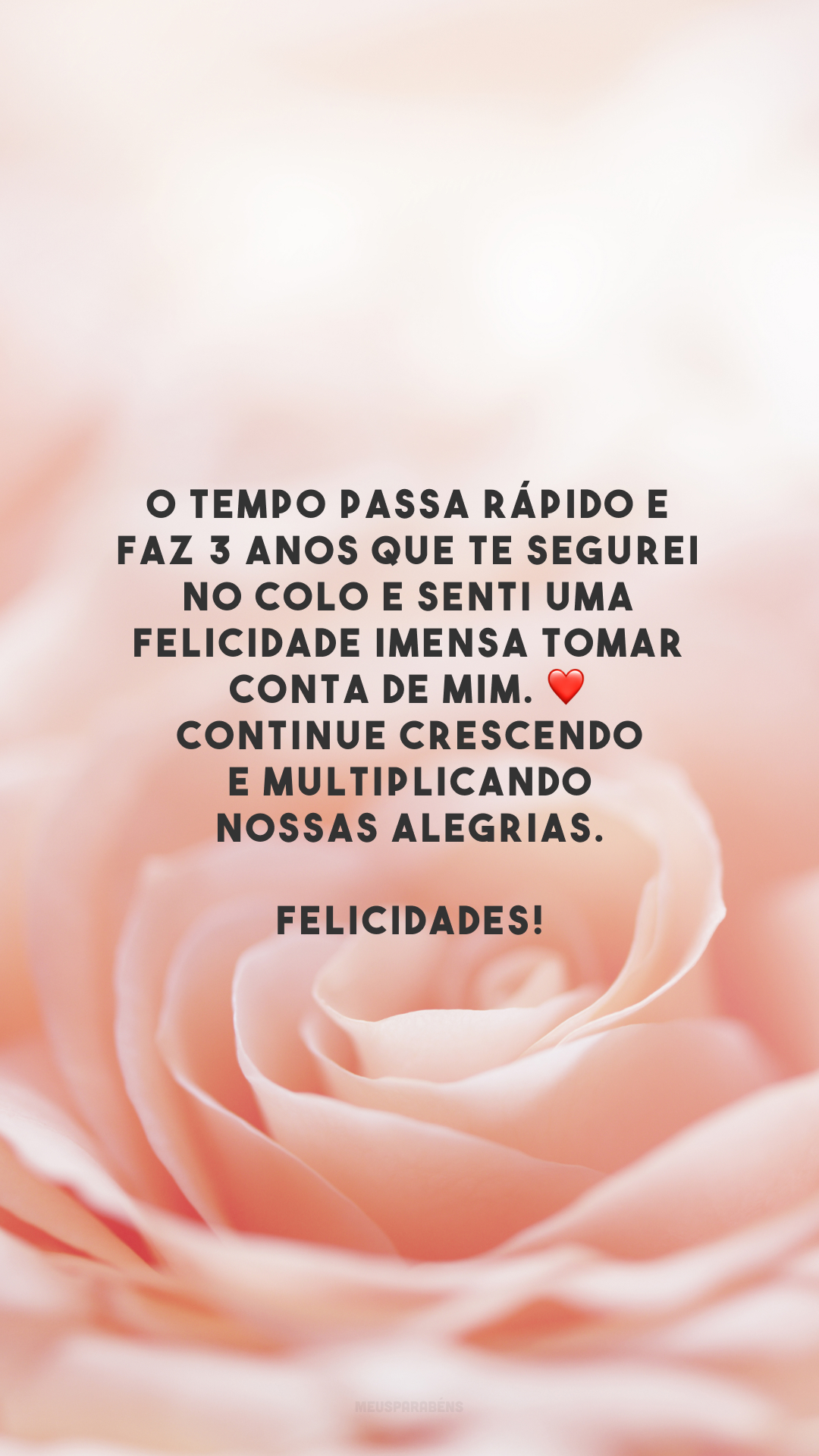 O tempo passa rápido e faz 3 anos que te segurei no colo e senti uma felicidade imensa tomar conta de mim. ❤️ Continue crescendo e multiplicando nossas alegrias. Felicidades!